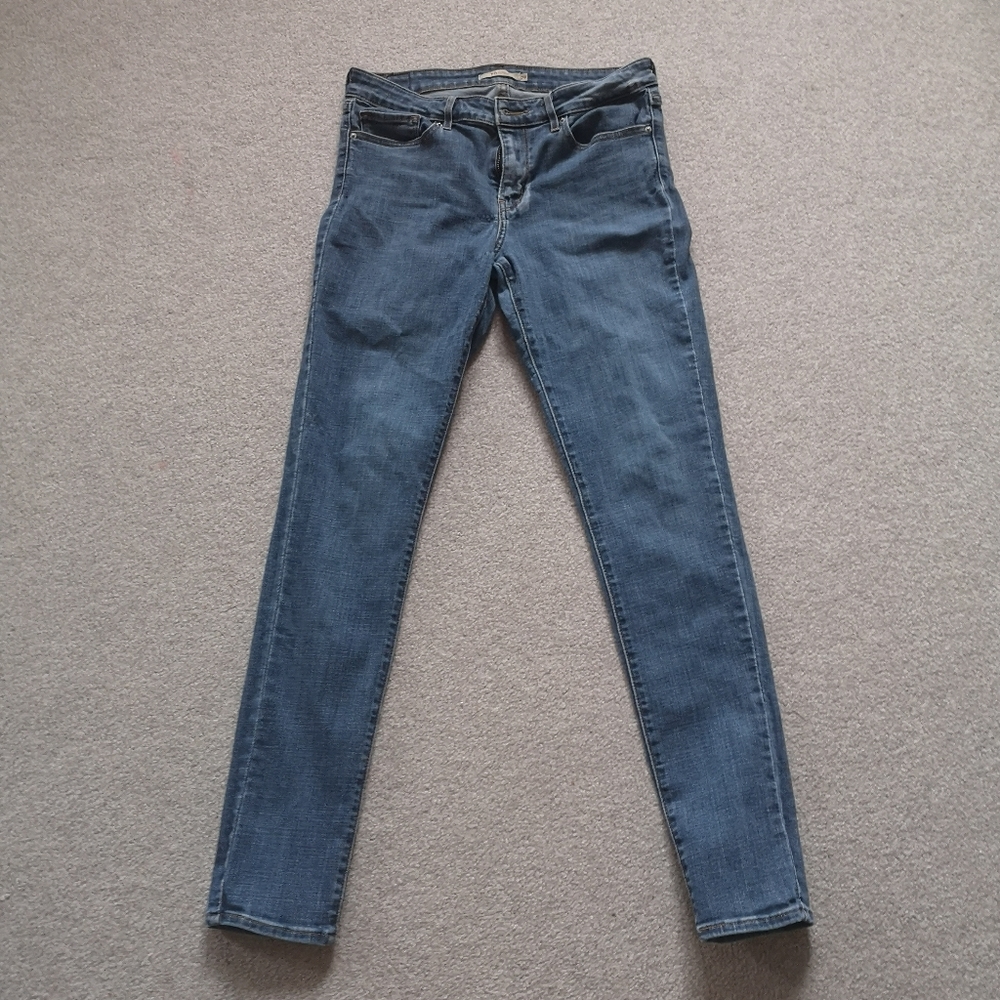 Levi's 711 Skinny Jeans